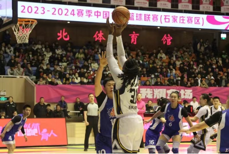 WCBA�������׻غ�ս�� ʯ��ׯӢ��72��...